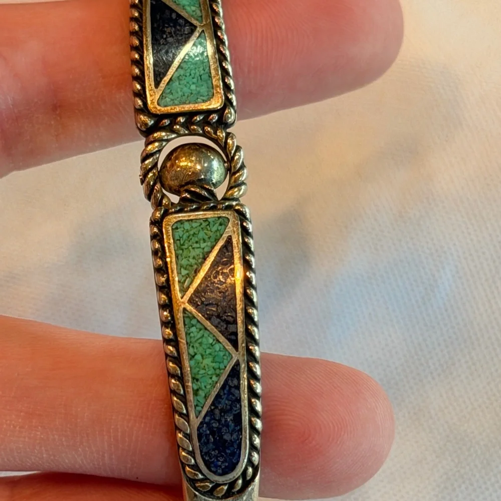 Vintage Southwestern Sterling Chip Inlay Small Navajo Style Toggle Bracelet